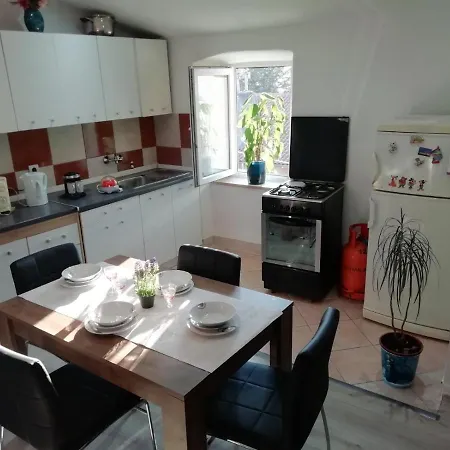 Apartamento Apartman Anissa Pula